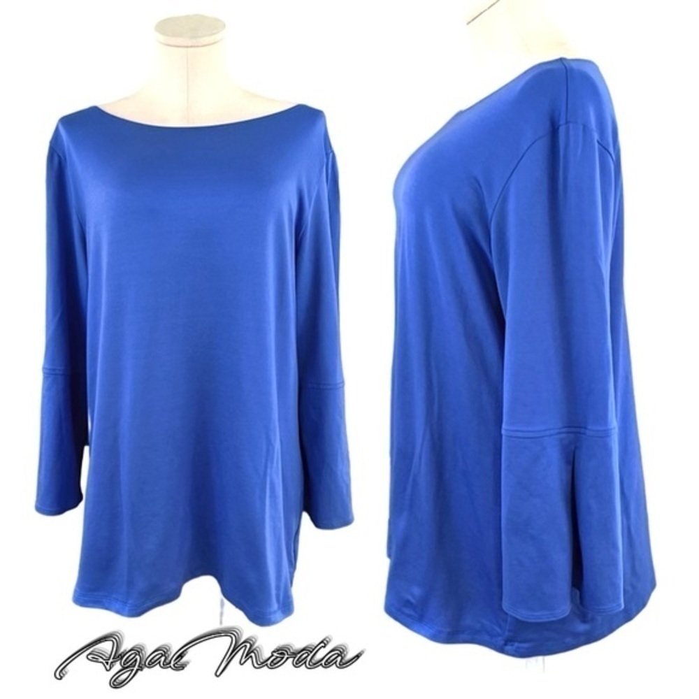 A’Nue Ligne Dark Periwinkle Top with Long Slight Bell Fished Sleeves